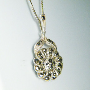 Silberanhänger mit Markasit