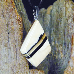 Mammut-Anhänger kantig