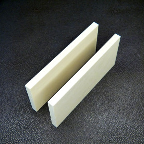 1 Paar Kasein-Griffschalen ca. 95x46x6mm