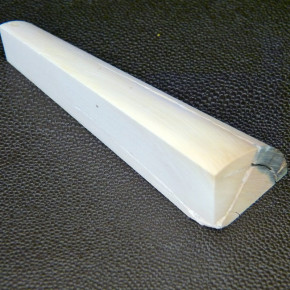 Mammut-Dreikant ca. 92x15-25x16-30mm