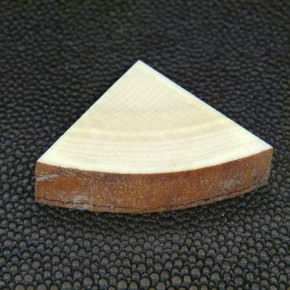 Mammut-Dreieck ca.27,5x26x13,5mm