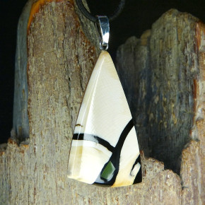 Mammut-Anhänger mit Jade