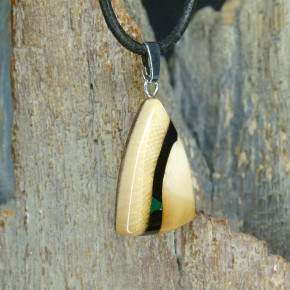 kleiner Mammut-Anhänger mit Malachit