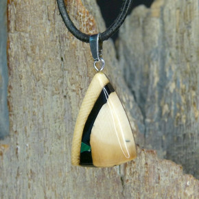 kleiner Mammut-Anhänger mit Malachit