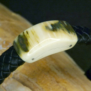 Flechtleder-Armband mit toller Mammutrinde