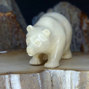 Bär aus cremigem Mammut