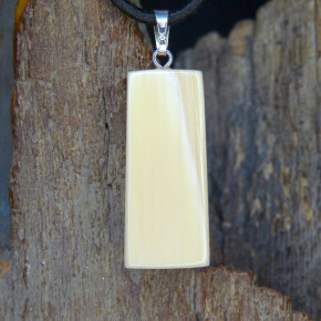 Mammut-Rindenanhänger mit Yin-Yang