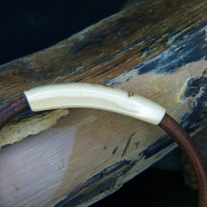 Lederarmband mit Mammutrinde