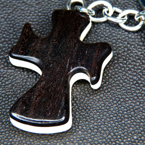 Mammut-Schlüsselanhänger "Kreuz"