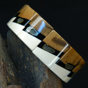 Mammut-Armband mit Jade und tollen Färbungen