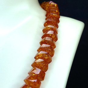 auffällige Kette aus Naturbernstein