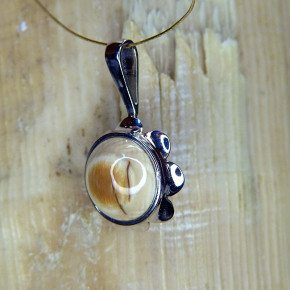 Silberanhänger mit Mammut