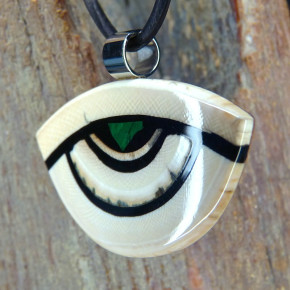 Queranhänger aus Mammut mit Malachit