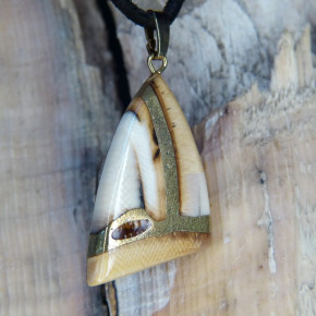 Mammut-Anhänger mit tollen Färbungen