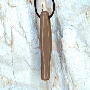 schmaler Rindenanhänger dunkel