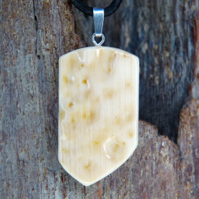 Rindenanhänger cremig