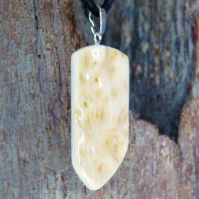 Rindenanhänger cremig