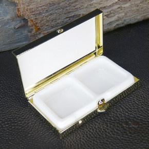 Pillendose mit 2 Fächern