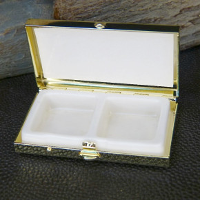 Pillendose mit 2 Fächern