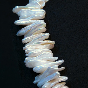 edles Collier aus Süßwasserperlen