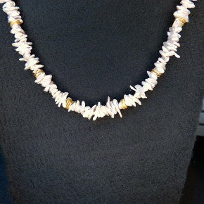 zartes Collier aus Süßwasserperlen