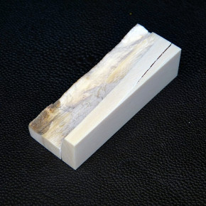 Mammut-Zuschnitt ca. 65 x 25 x 18 mm