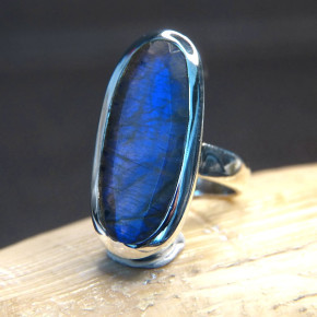 Silberring mit blauem Labradorit W17,2