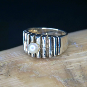Silberring mit Süßwasserperle W17,8