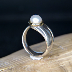 Silberring matt mit Perle W16,5 bis 17,5