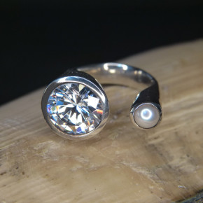 Silberring mit Perle und Zirkonia W16,2 bis 16,6