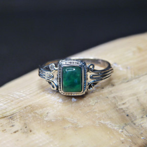 Silberring mit grünem Achat W17,5