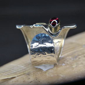 breiter Silberring mit Stein oder Perle Größe 55 (Ø ca. 17,5 mm) / Granat