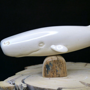 großer Wal aus Mammut