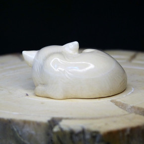 schlafender Fuchs aus Mammut