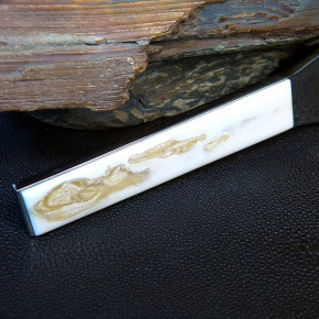 Flaschenöffner mit seltenen Erbsen