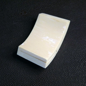Bogensegment aus hellem Mammut ca. 64 x 35 x 9mm