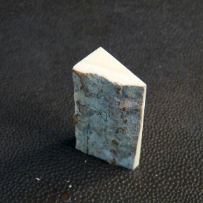 Mammut-Dreikant mit Rinde ca. 54 x 20 x 12-1mm