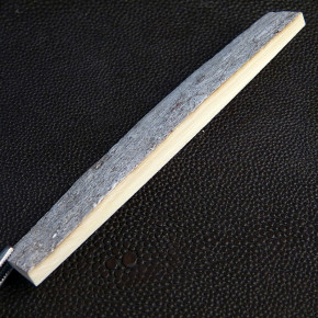 Mammut-Dreikant mit Rinde ca. 104 x 18 x 7mm
