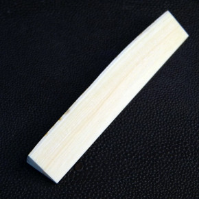 Mammut-Dreikant mit Rinde ca. 95 x 17,5 x 10mm