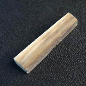 Mammut-Zuschnitt mit braunen Färbungen ca.68 x 11 x 15-9,5mm