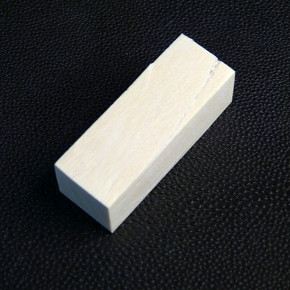 Mammut-Block mit Rissen ca. 47 x 17 x 15mm