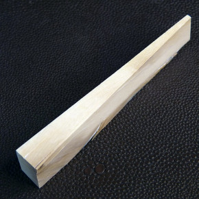 Mammut-Keil mit Färbungen ca. 90 x 16 x 11 - 2,3mm