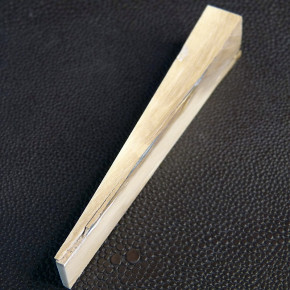Mammut-Keil mit Färbungen ca. 90 x 16 x 11 - 2,3mm