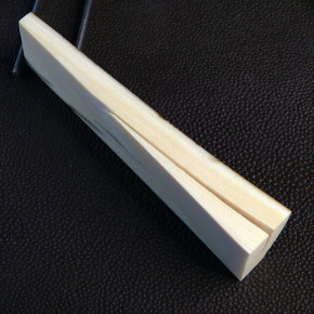 Mammut-Keil mit Rinde ca. 91 x 19,5 x 14 bis 2,5mm