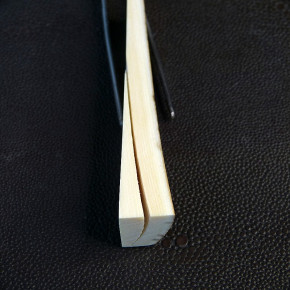 Mammut-Keil mit Rinde ca. 91 x 19,5 x 14 bis 2,5mm