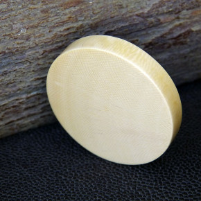 Carrom-Striker aus Mammutelfenbein