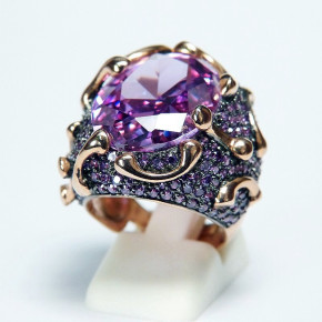 pompöser Silberring mit Rosèvergoldung und Zirkonia W55 bis 62